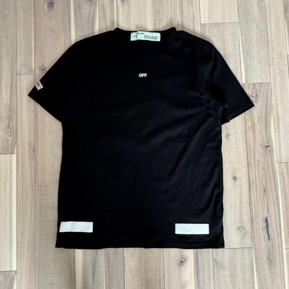 Off-White Virgil Abloh "Seeing Things" black t-shirt Sz Small